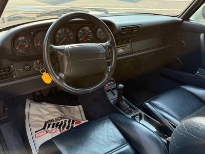 PORSCHE 911 CARRERA 2 - 5