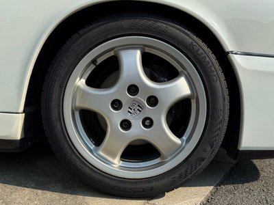 PORSCHE 911 CARRERA 2 - 8