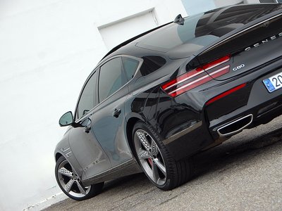 GENESIS G80 (RG3) - 7