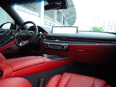 GENESIS G80 (RG3) - 5