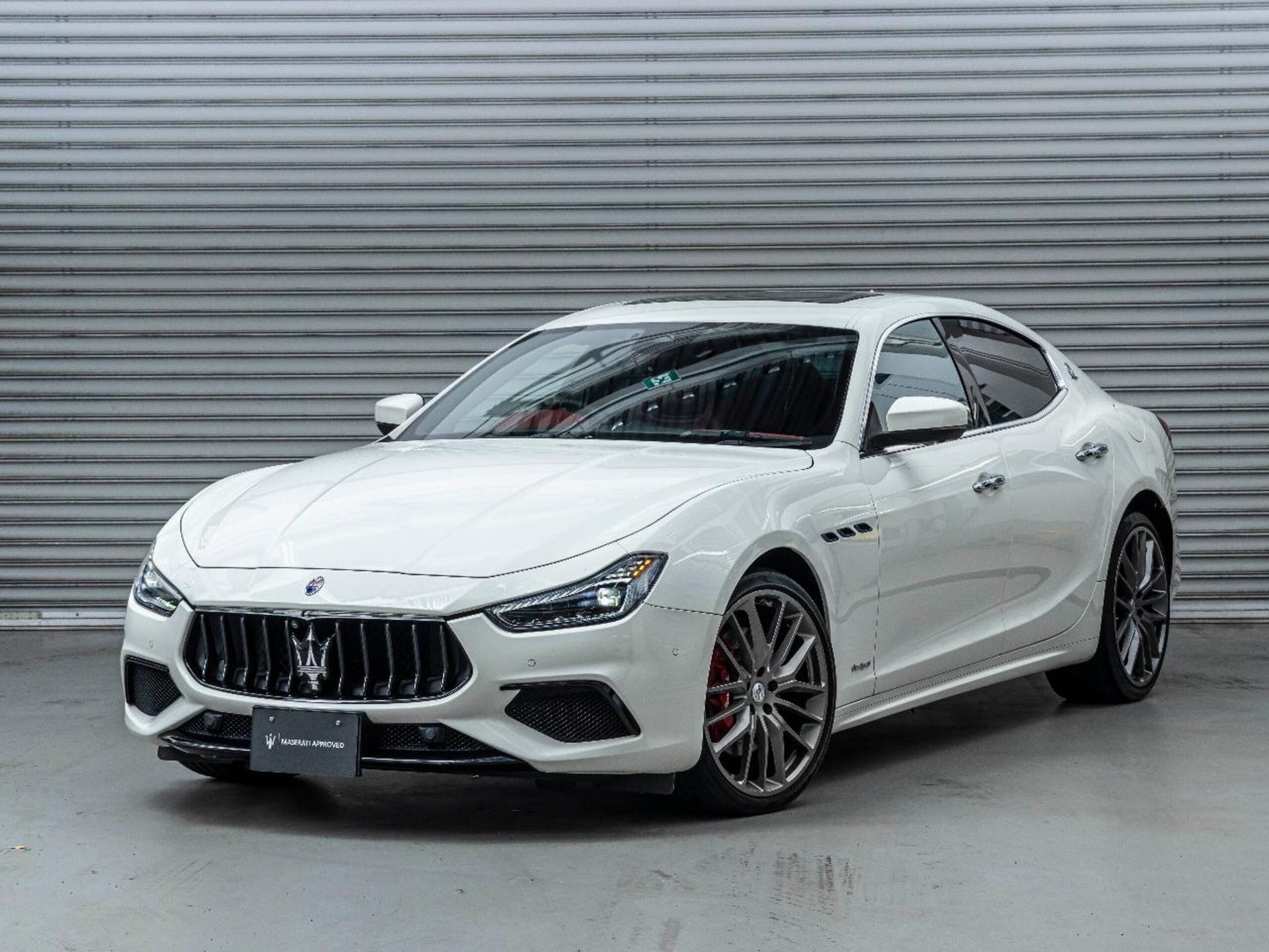 MASERATI GHIBLI - View 1