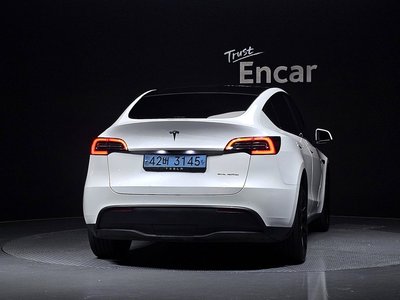 2022 Tesla MODEL Y photo 4