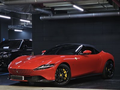 FERRARI ROMA - 4
