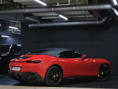 FERRARI ROMA - 6