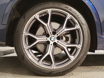 2025 BMW X5 — миниатюра 40