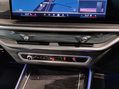 2025 BMW X5 — миниатюра 71