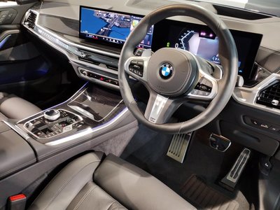 2025 BMW X5 — миниатюра 15