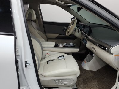 صورة مصغرة 16 لـ 2022 Genesis GV60