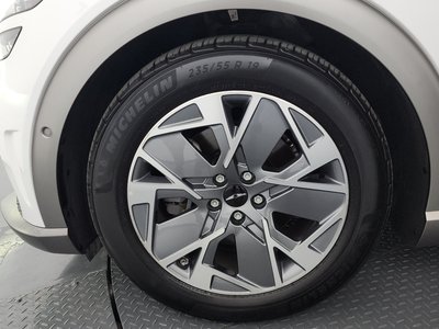 صورة 6 لـ 2022 Genesis GV60