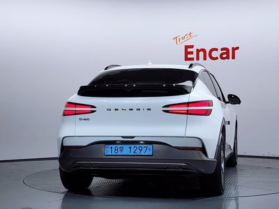 صورة 3 لـ 2022 Genesis GV60