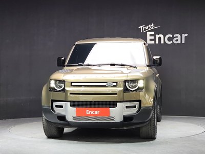 LAND ROVER DEFENDER - 2