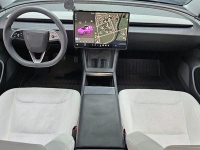 TESLA MODEL 3 - 5