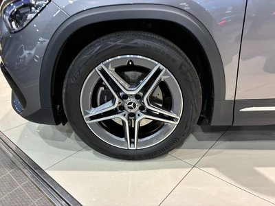 MERCEDES-BENZ GLA - 9