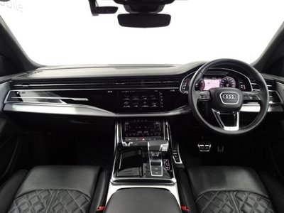 2023 AUDI Q8 — фото 4