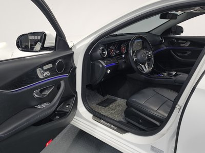 MERCEDES-BENZ E-CLASS - 10