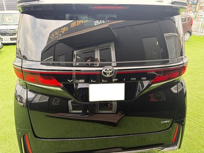 TOYOTA VELLFIRE - 8