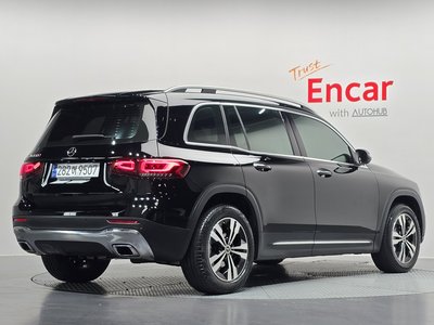 MERCEDES-BENZ GLB - 3