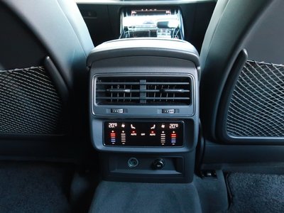 صورة مصغرة 15 لـ 2022 AUDI Q8