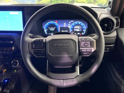 2024 Toyota LAND CRUISER 250 thumbnail 12