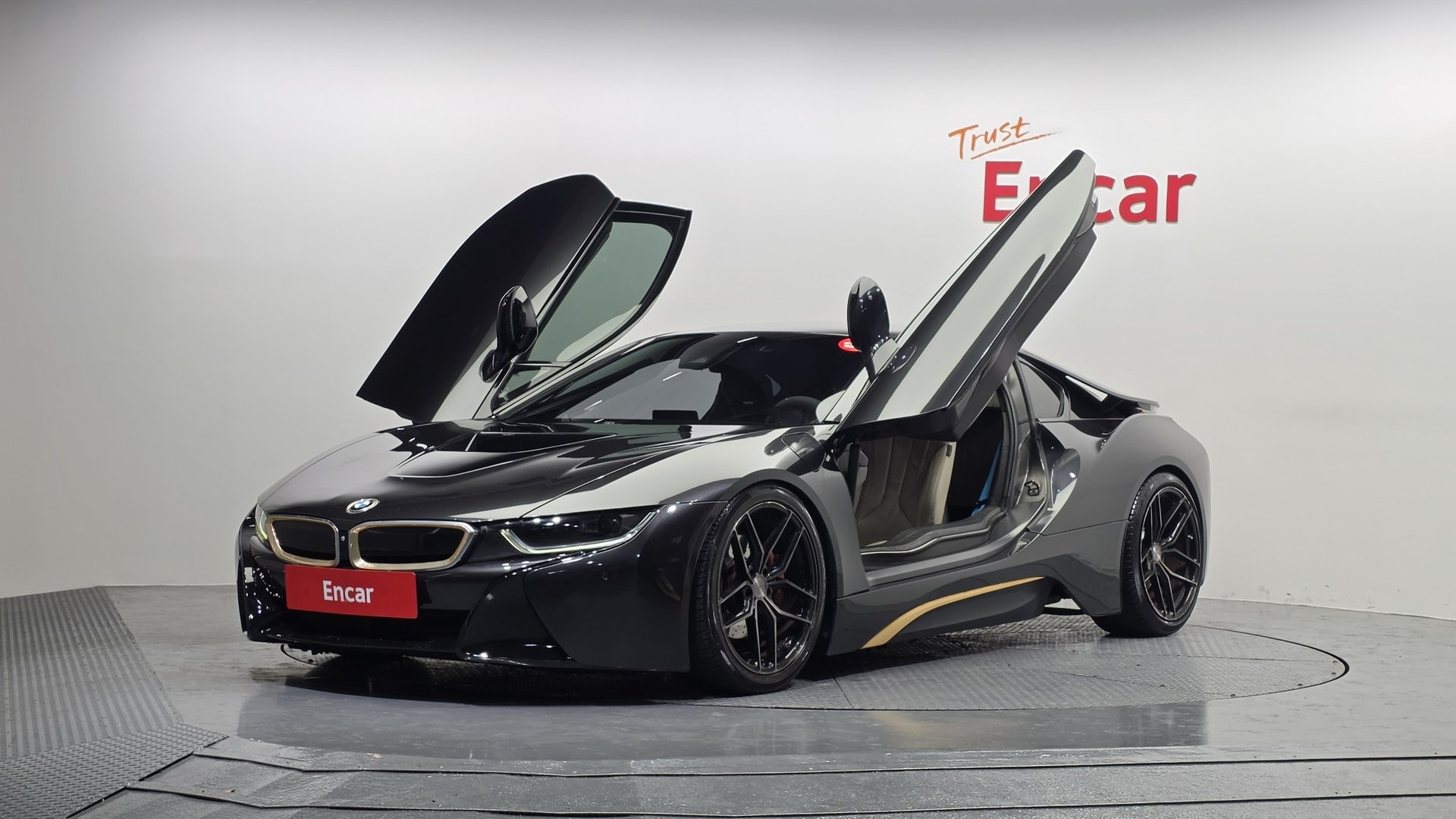 BMW I8 - View 1