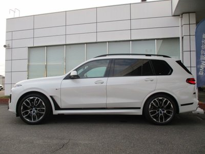 BMW X7 - 7
