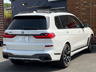 BMW X7 - 7