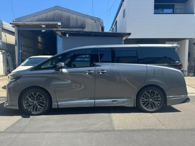 TOYOTA VELLFIRE - 4