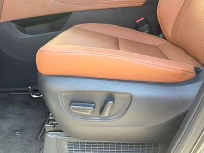 صورة مصغرة 15 لـ 2026 Toyota VELLFIRE