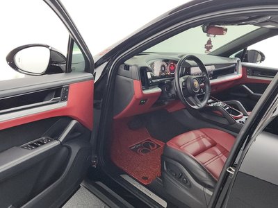 PORSCHE CAYENNE - 10