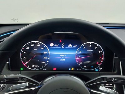 صورة 8 لـ 2025 Mercedes-BENZ E-CLASS