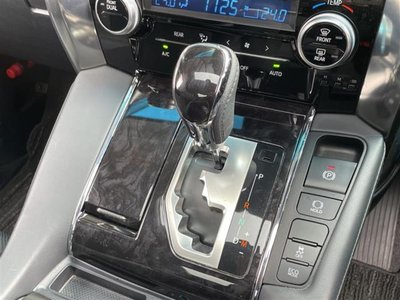 TOYOTA ALPHARD - 9