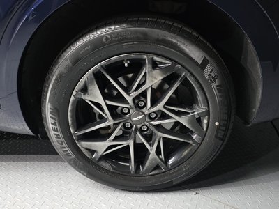 صورة 8 لـ 2021 Genesis GV70