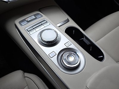 صورة مصغرة 12 لـ 2021 Genesis GV70