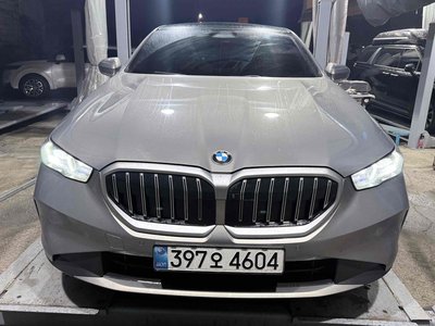 BMW 5 SERIES - 2