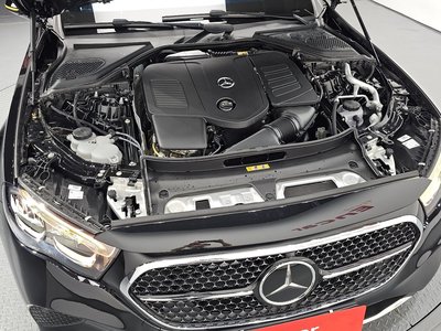 MERCEDES-BENZ E-CLASS - 7
