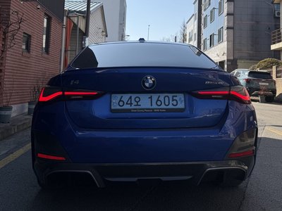 BMW I4 - 6
