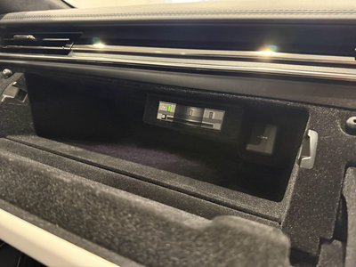 2023 LAND Rover RANGE ROVER SPORT — миниатюра 12