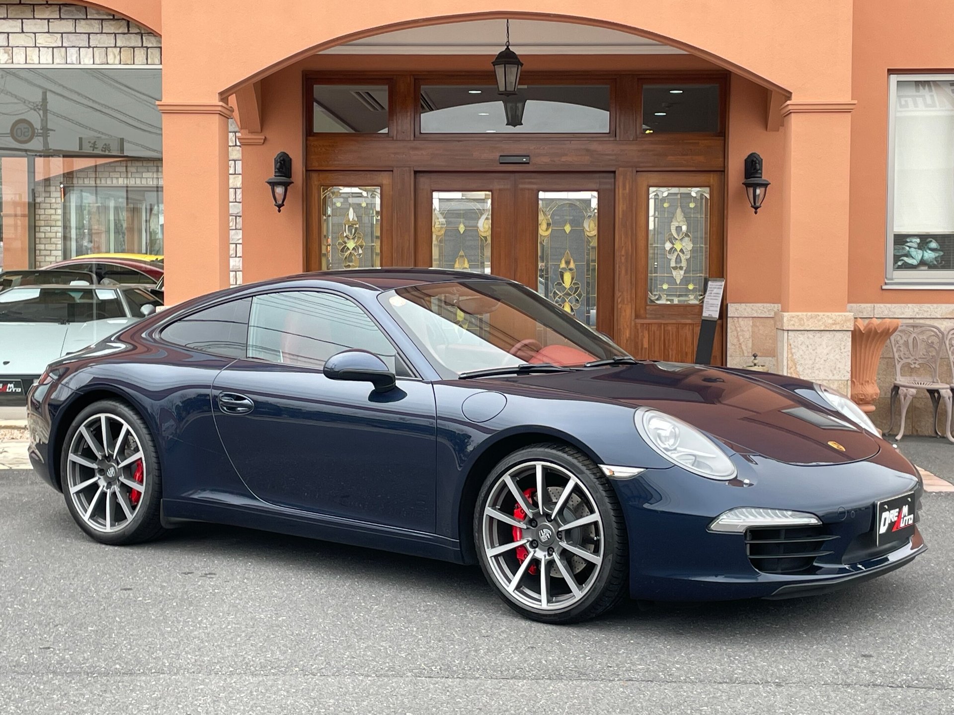 PORSCHE 911 - View 1