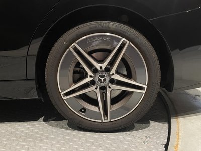 2025 Mercedes-BENZ C-CLASS — миниатюра 32