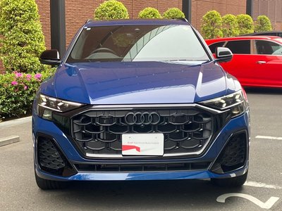 AUDI Q8 - 7