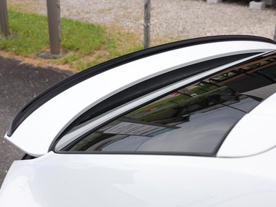 2026 Porsche MACAN thumbnail 35