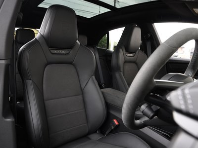 2026 Porsche MACAN thumbnail 11