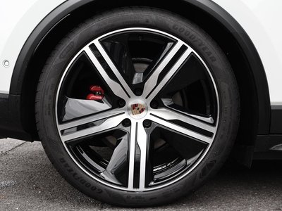 2026 Porsche MACAN thumbnail 44