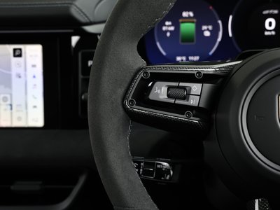 2026 Porsche MACAN thumbnail 58