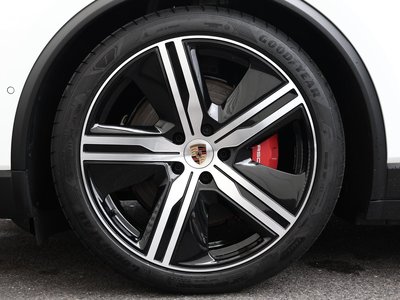 2026 Porsche MACAN thumbnail 46