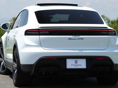 2026 Porsche MACAN — фото 2