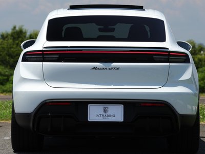 2026 Porsche MACAN thumbnail 31