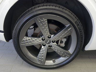 صورة 6 لـ 2022 GENESIS GV70