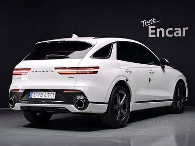 صورة 3 لـ 2022 GENESIS GV70