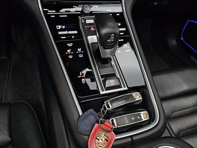 PORSCHE PANAMERA - 9